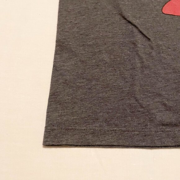 Sonic The Hedgehog Sega Shirt Kids Size Large Tshirt Christmas Hat - Picture 7 of 16